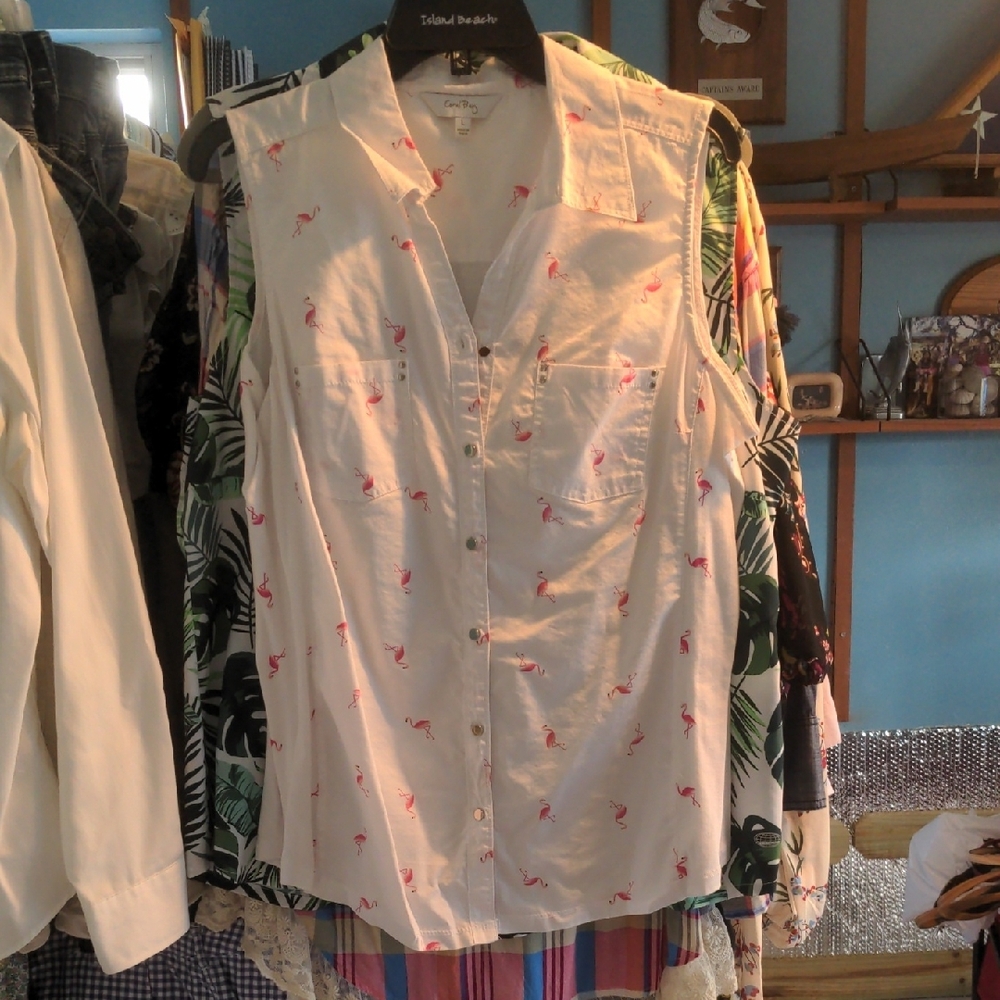 Flamingo Print Sleeveless Blouse